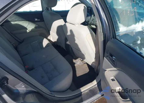 2010 Ford Fusion Se из США, поврежденный, VIN 3FAHP0HA4AR118314